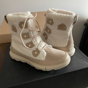 Sorel boots sz 8.5